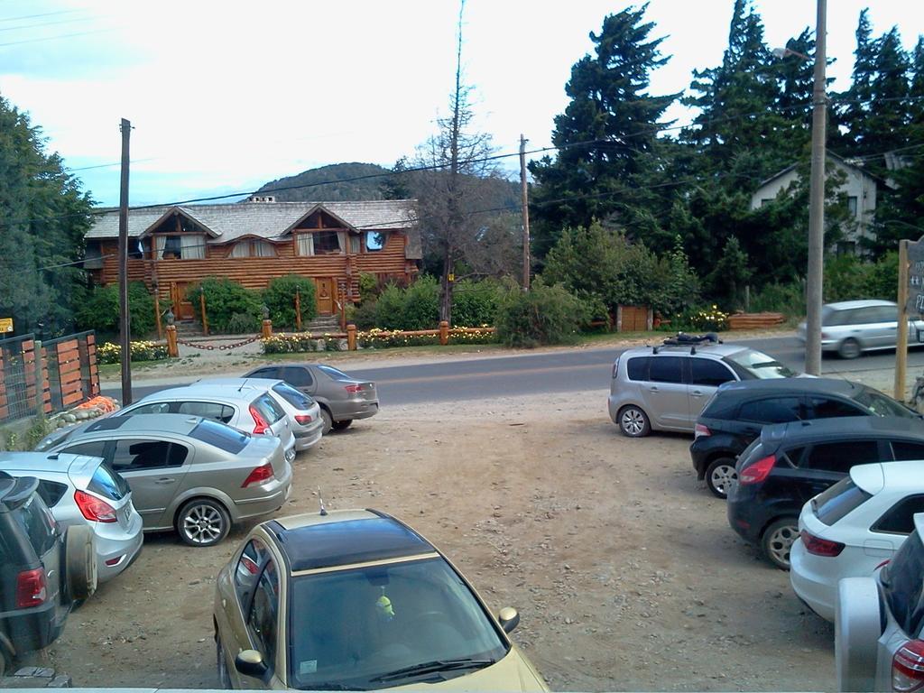Hosteria Nuevo Pinar San Carlos de Bariloche Bagian luar foto