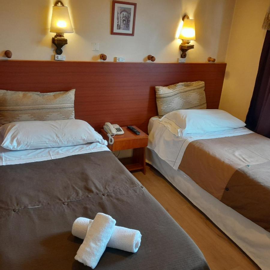 Hosteria Nuevo Pinar San Carlos de Bariloche Bagian luar foto