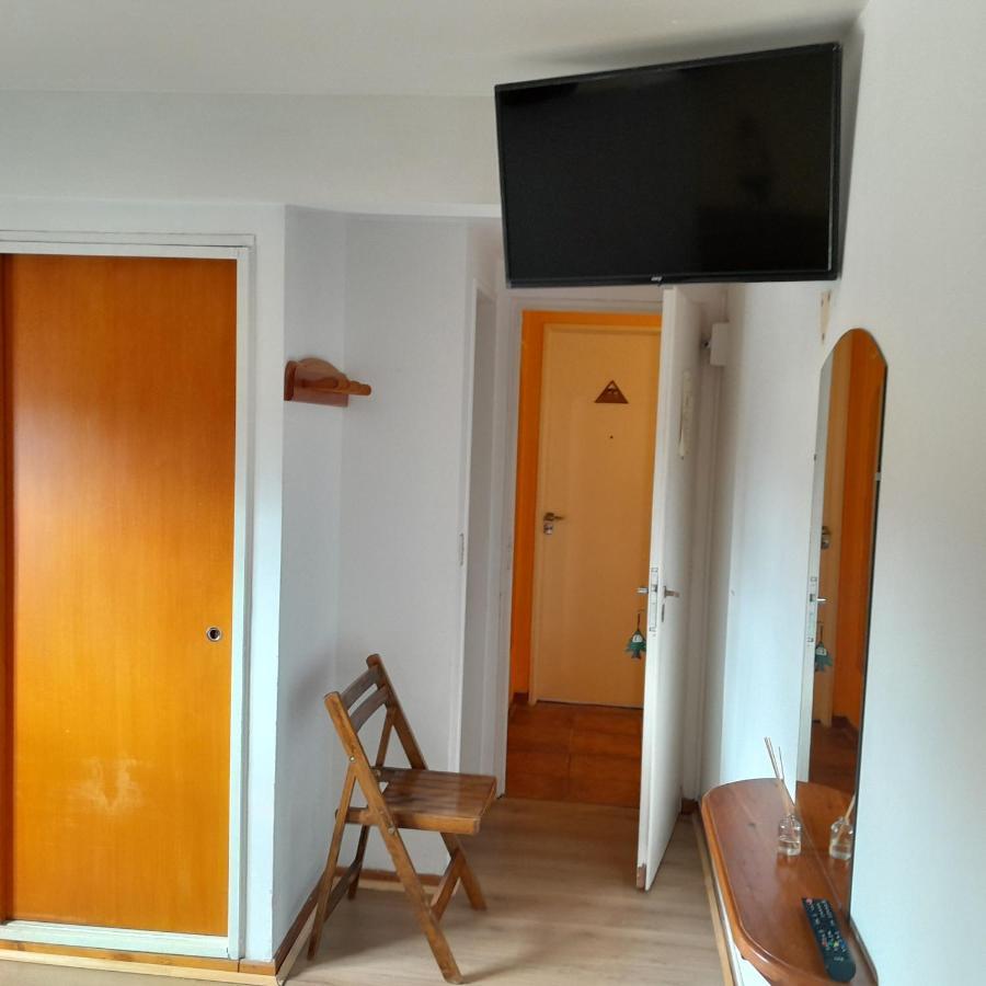 Hosteria Nuevo Pinar San Carlos de Bariloche Bagian luar foto