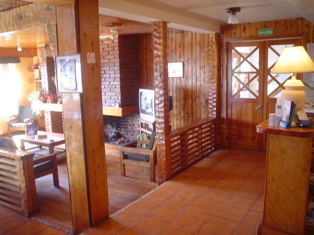 Hosteria Nuevo Pinar San Carlos de Bariloche Bagian luar foto